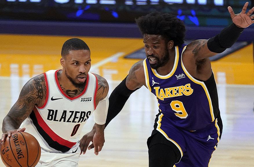 C7娱乐-阿扎伦卡在湖人比赛中连败，逆转引发热议！的简单介绍