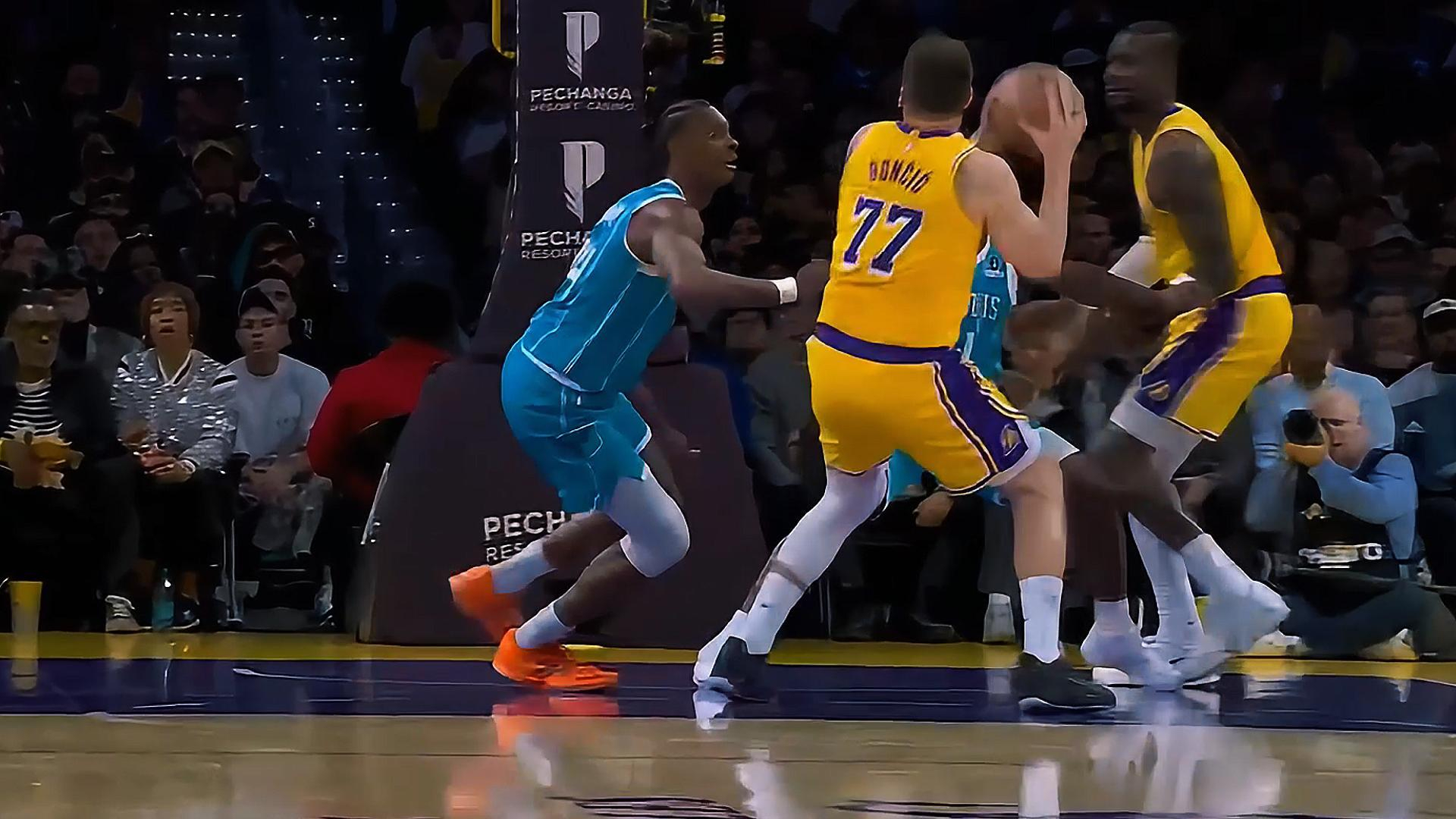 C7娱乐-东契奇连续二十场比赛得分超过关键助攻，皇家马德里挑战极限！的简单介绍