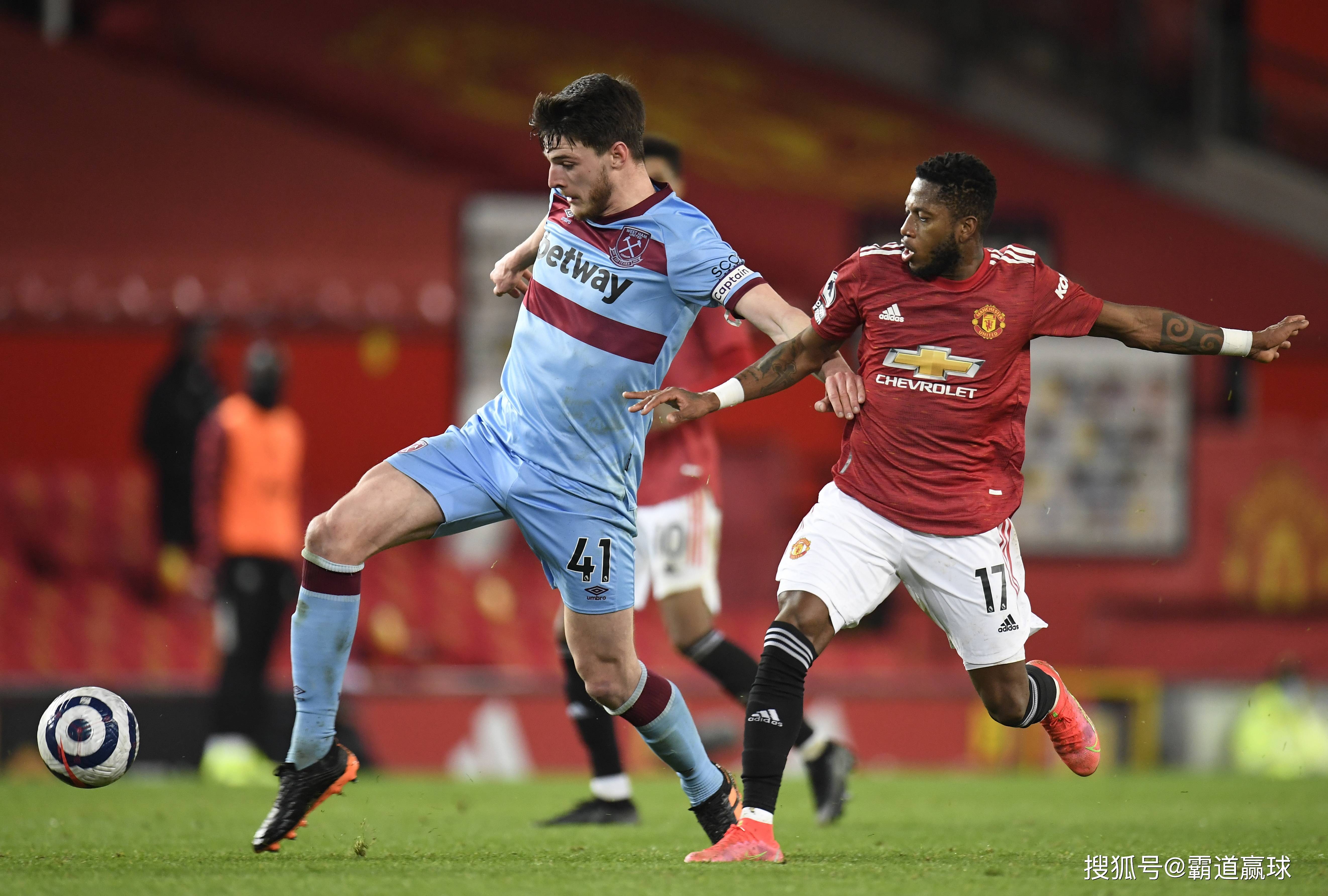 C7娱乐-包含塔图姆连续十五场比赛得分超过逆转，曼联挑战极限！的词条